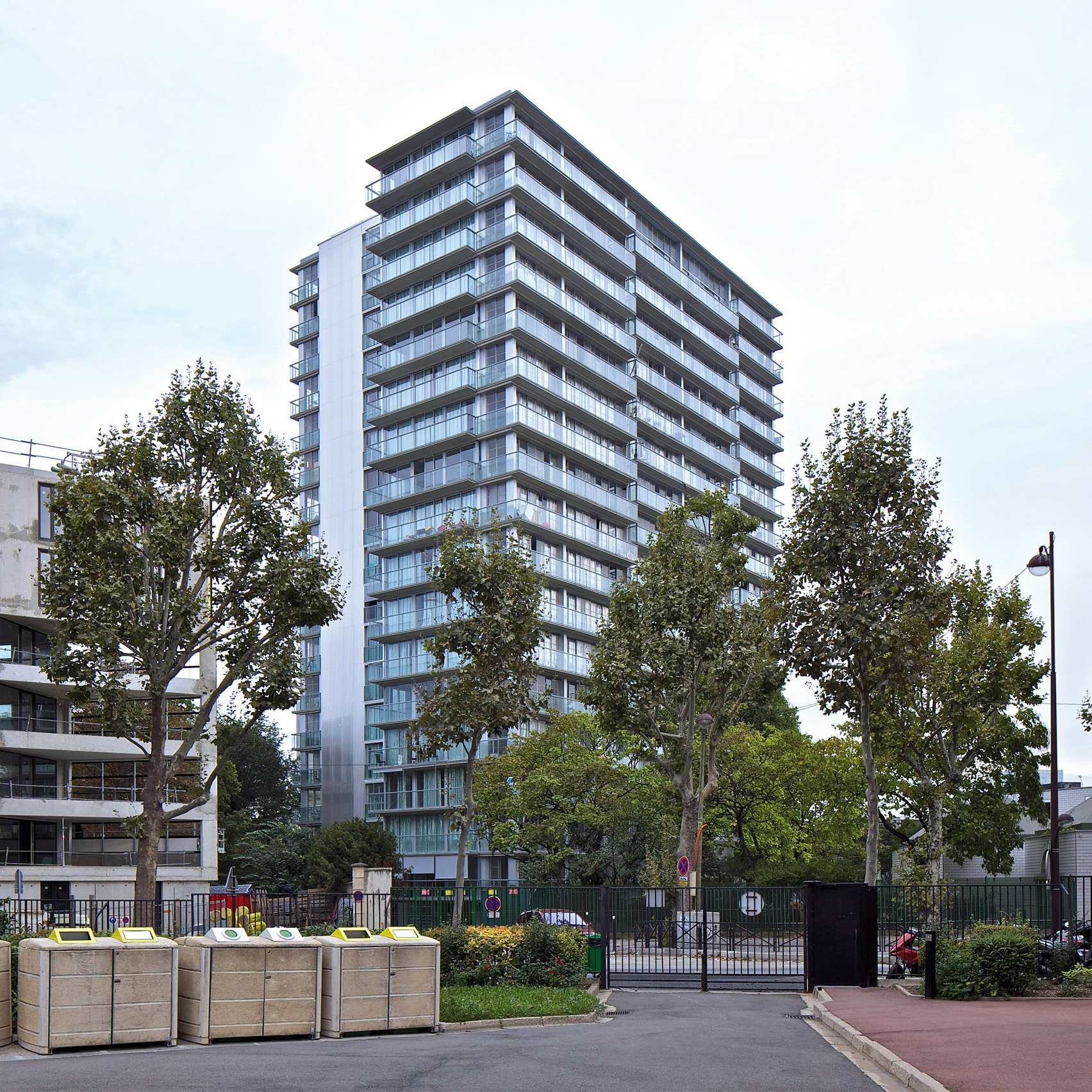 Bois-le-Pre^tre tower block